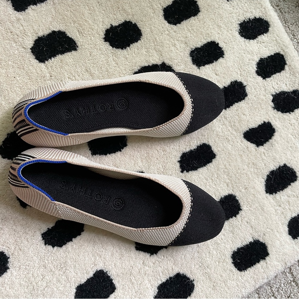 Rothys Squares - Tuxedo